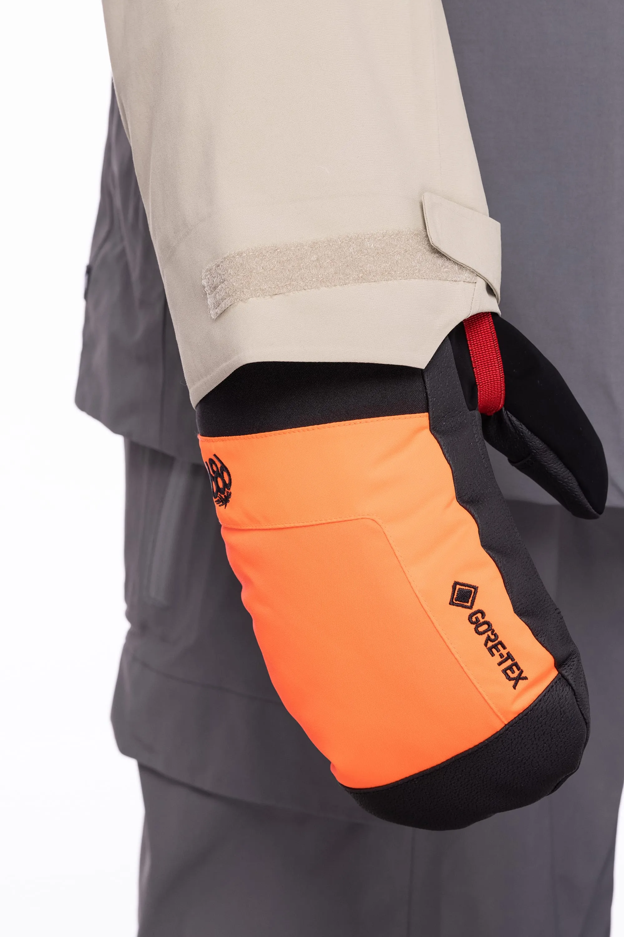 686 Men's GORE-TEX Hydra Down Thermagraph Jacket