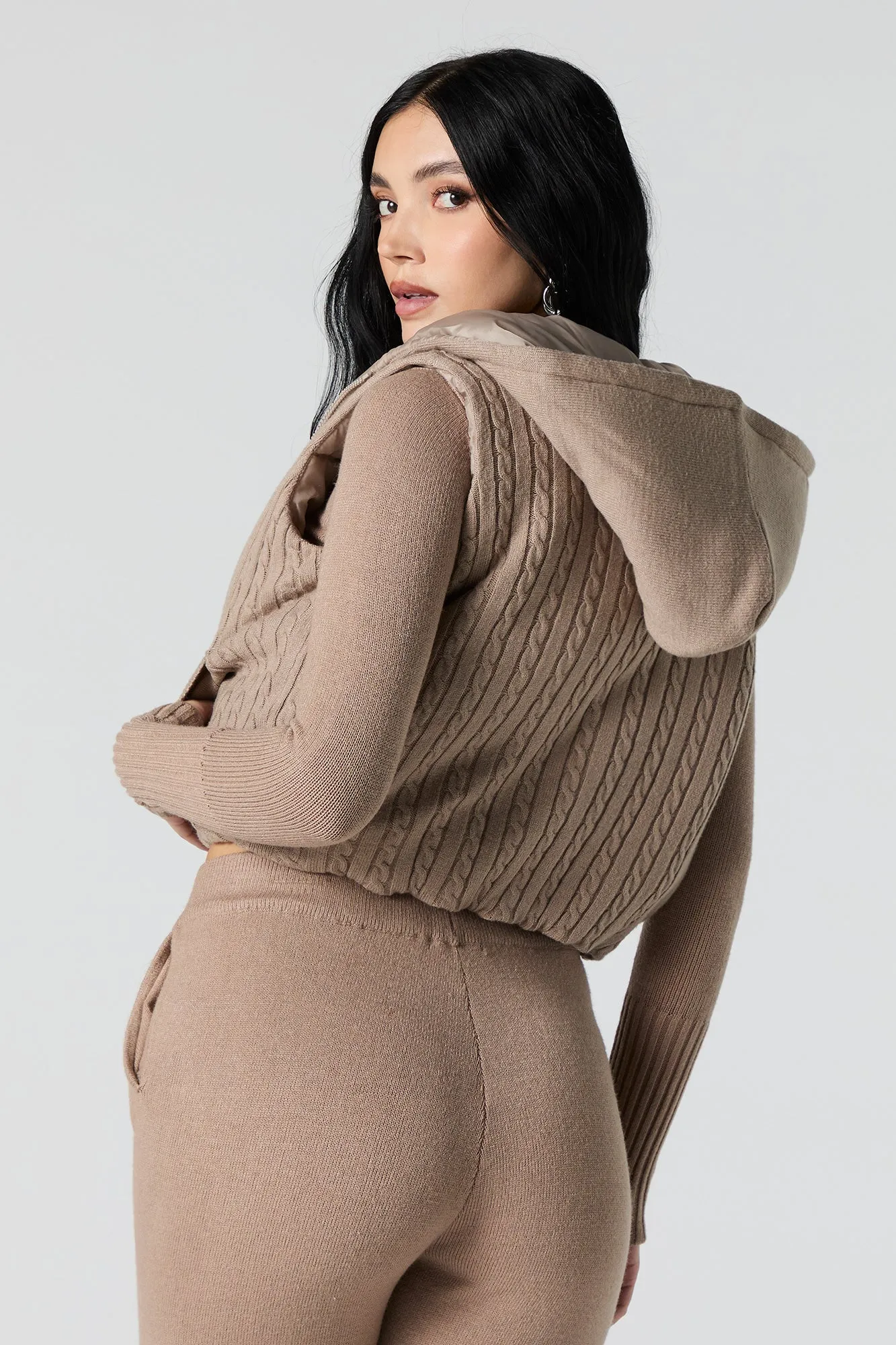 Cable Knit Hooded Vest