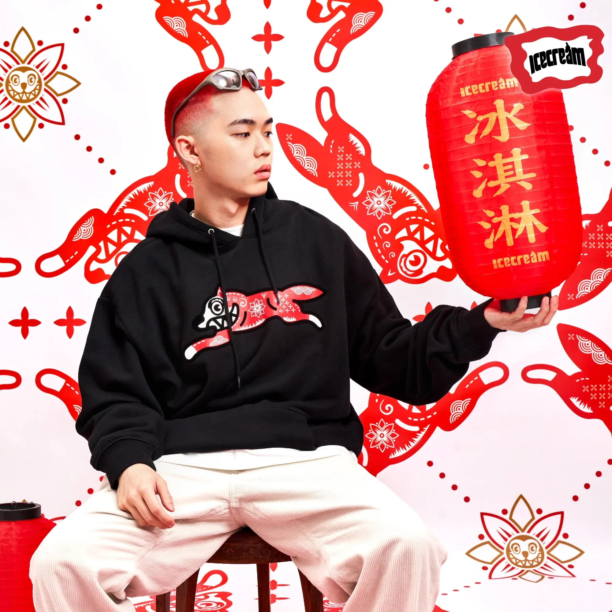 Icecream | KIRIGAMI RUNNING DOG FLOCK HOODIE  { BLACK