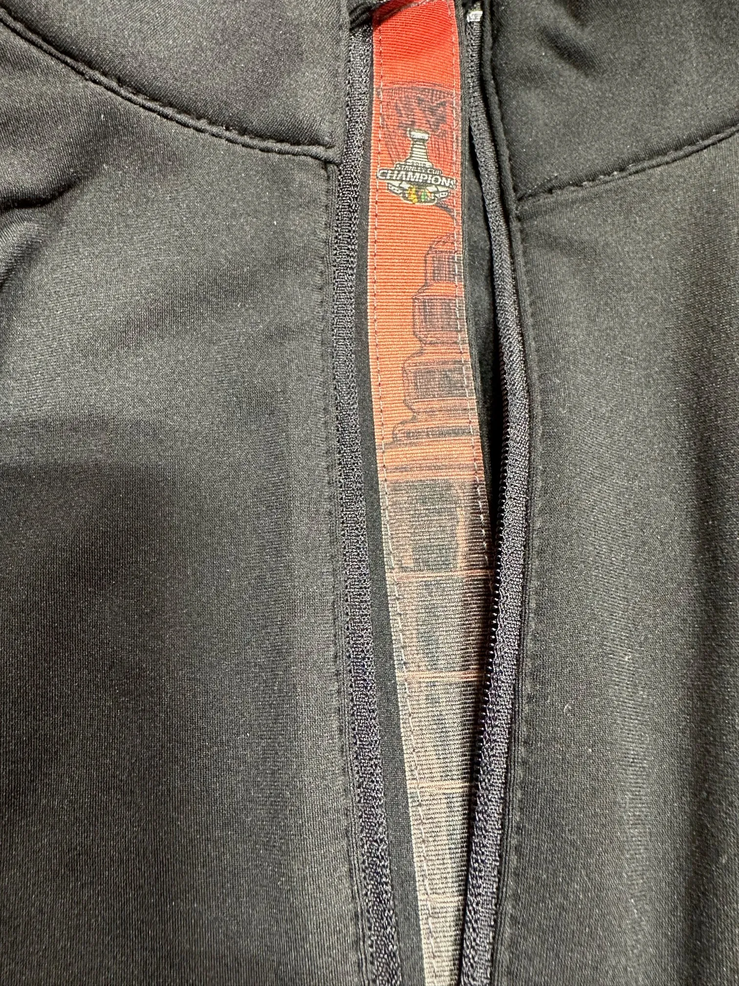 Men's Chicago Blackhawks 2015 Stanley Cup Champions Metro 1/4 Zip Jacket