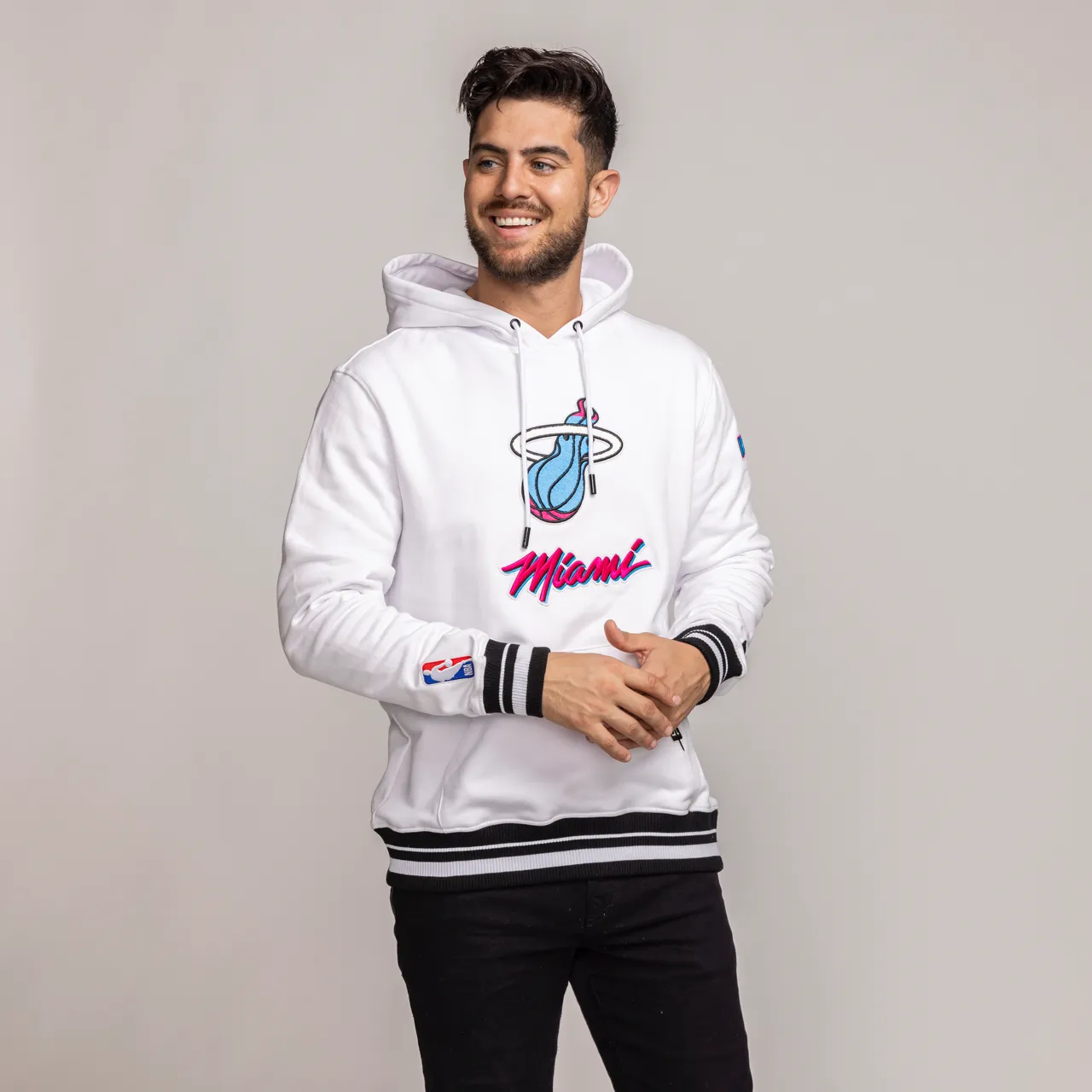 Pro Standard Miami HEAT Original Vice Pullover Hoodie