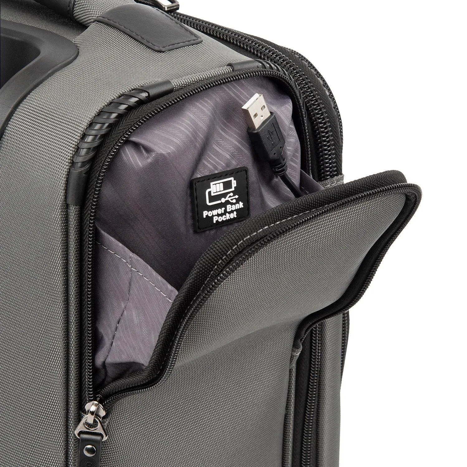 Travelpro Crew Versapack Global Carry-On Exp Spinner